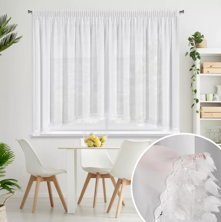 Firana typu łuk biała z szyfonu zdobiona aplikacją 400x160 cm taśma  - LORETA