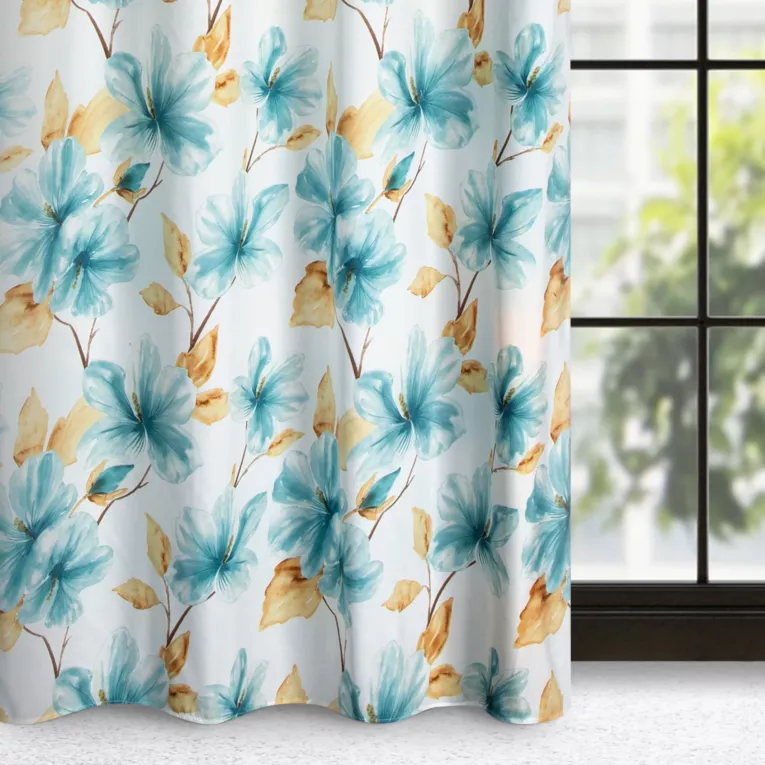Zasłona biało, niebieska w niebieskie kwiaty 140x250 cm przelotka SOFIA