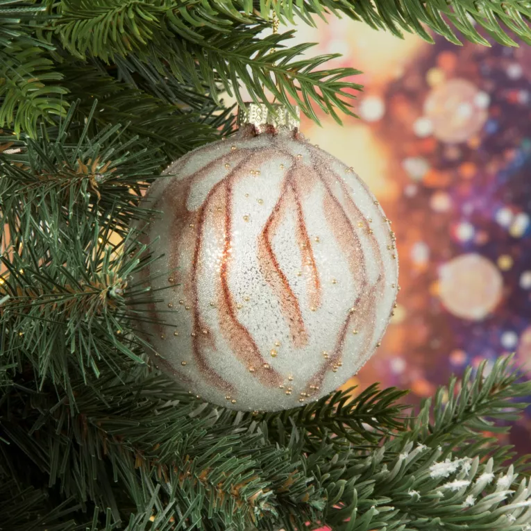 Bombka szklana z efektem zmrożenia obsypana drobnymi koralikami