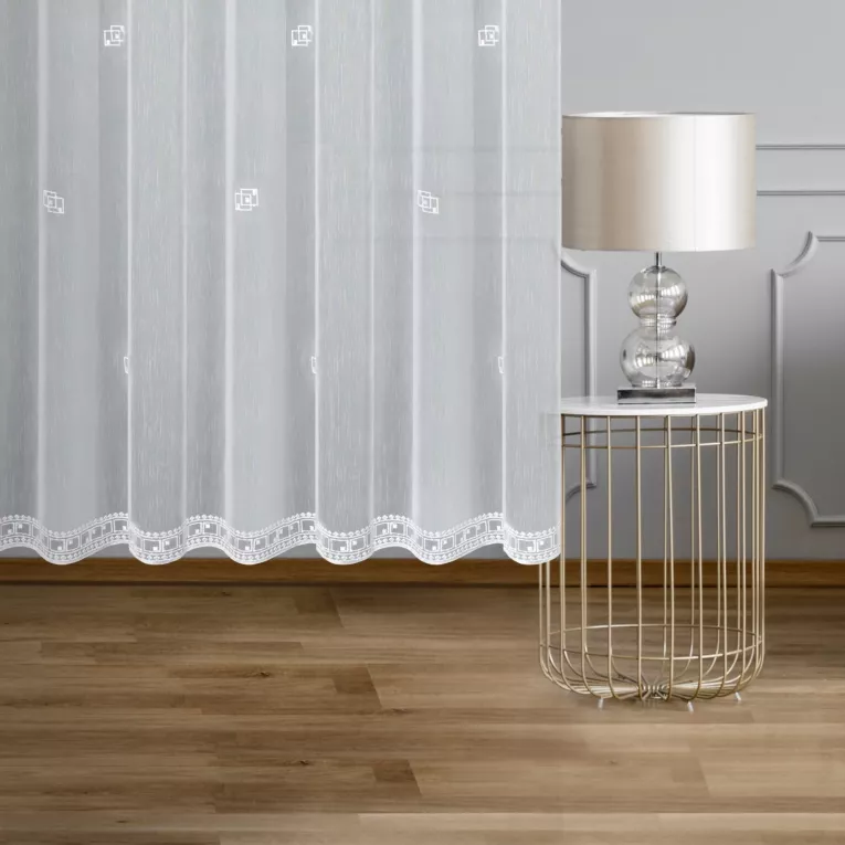 Tkanina firanowa aden z haftem w drobny geometryczny wzór