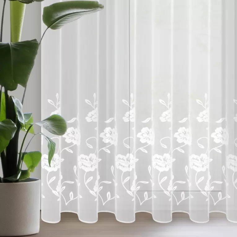 Firana biała z drobnej siateczki zdobiona haftowanymi kwiatami 350x250 cm przelotka NATALI