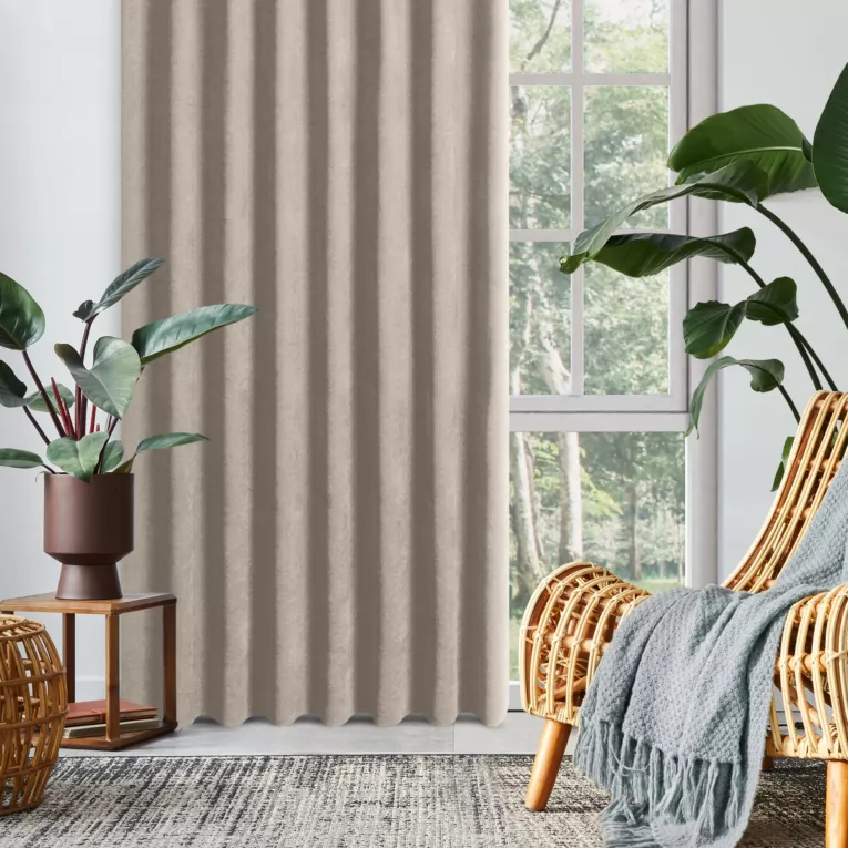 Zasłona beżowa z tkaniny welurowej 160x260 cm szerokość po zmarszczeniu flex 1:1,5 Dora