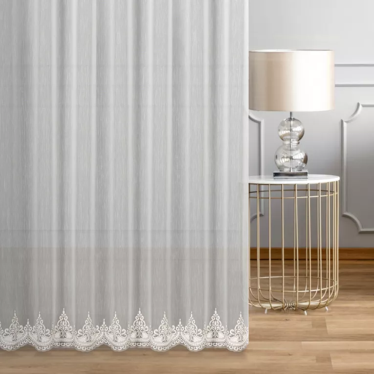 Firana szyta na taśmie fala SHARK kremowo srebrna z delikatnej matowej tkaniny ozdobionej miękkim, łańcuszkowym haftem
