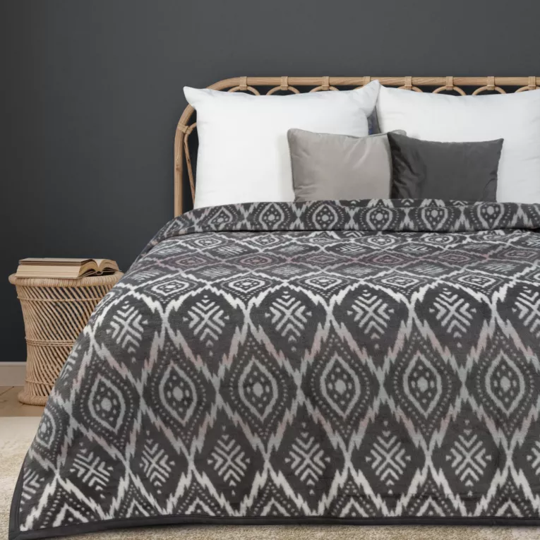 Koc bawełniano-akrylowy 150x200 cm stalowo, biały z motywem geometrycznym AKRYL 28 Eurofirany Premium