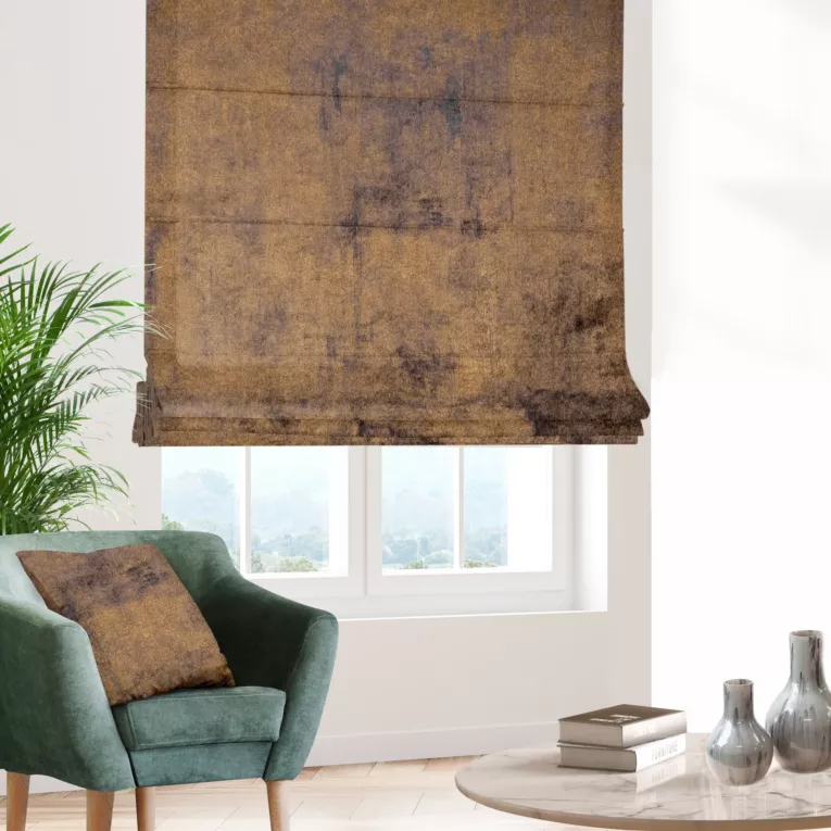 Roleta rzymska grafitowo miedziana z welwetowej, miękkiej tkaniny, z połyskującym nadrukiem