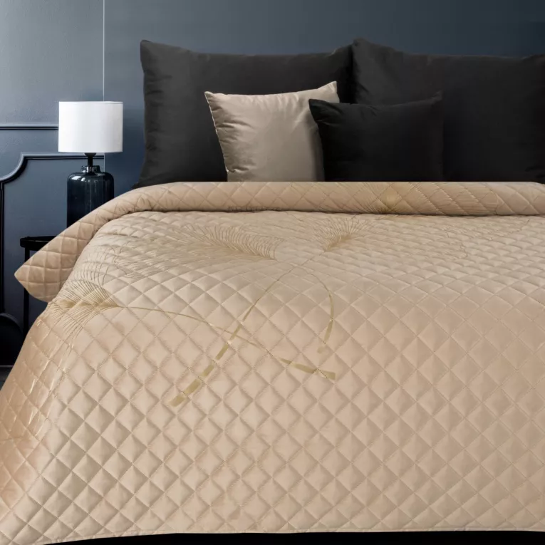 EUROFIRANY PREMIUM Narzuta  GINKO z welwetu pikowana metodą hot press z nadrukiem liści miłorzębu