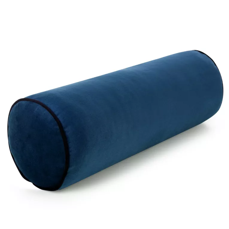 Poduszka dekoracyjna wałek 45 x 15 cm welwetowa granatowa zdobiony kontrastującą lamówką GAJA
