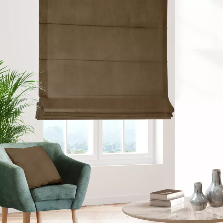 Roleta rzymska brązowa z miękkiej tkaniny welwetowej