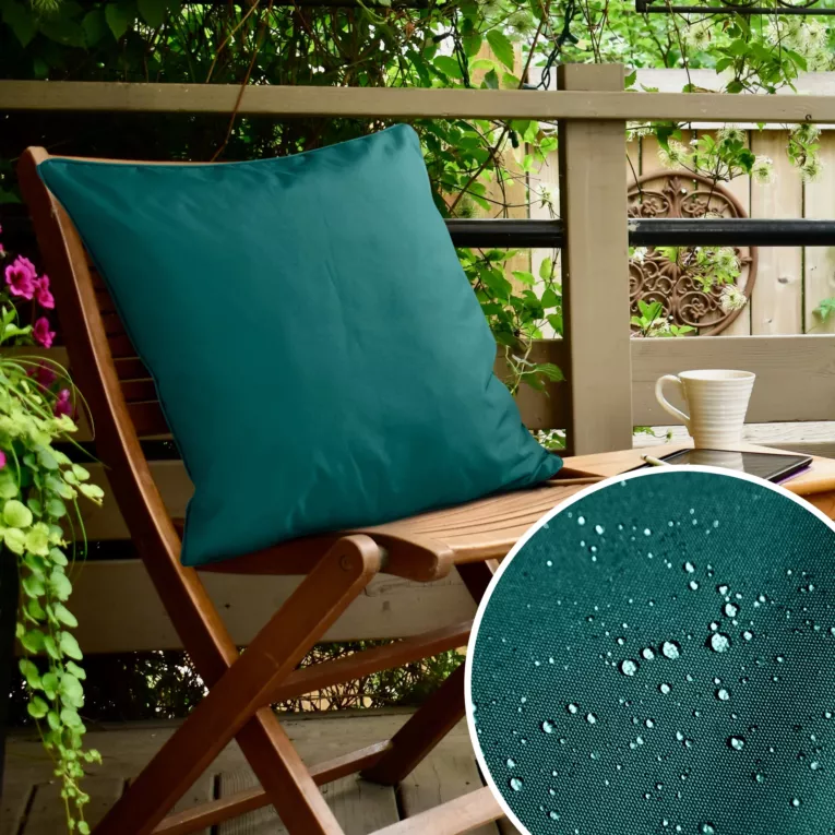 Poszewka na poduszkę 45x45 cm z gładkiej tkaniny wodoodpornej turkusowa idealna do ogrodu i na taras GARDEN 5