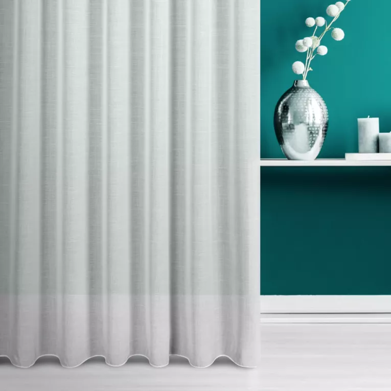 Firana szyta na taśmie 5 cm biała z gładkiej matowej etaminy, wykończona obciążnikiem