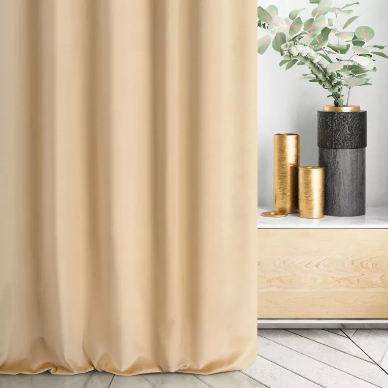 Zasłona szyta na taśmie 5 cm ENYA złota z miękkiej półmatowej tkaniny welwetowej