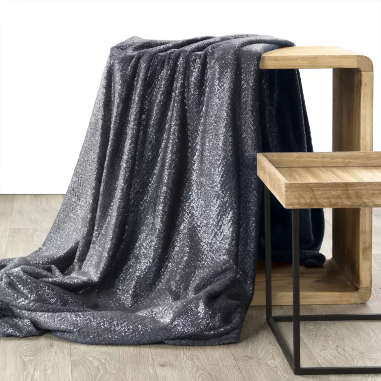 Design 91 Koc BETH miękki w dotyku z błyszczącym nadrukiem ciemnoszary