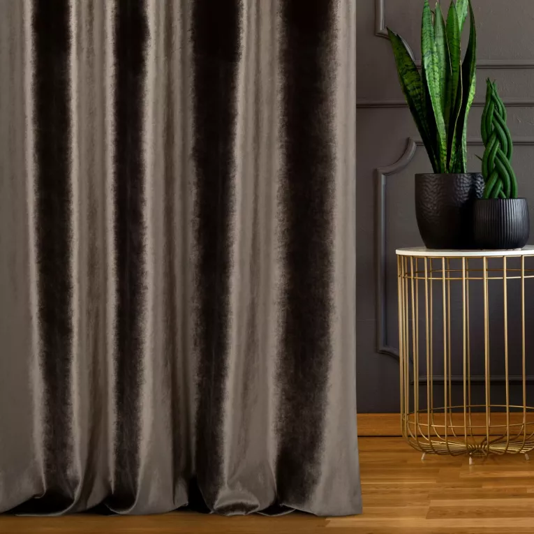 Tkanina zasłonowa, miękka welwetowa z połyskiem z kolekcji Eva Minge