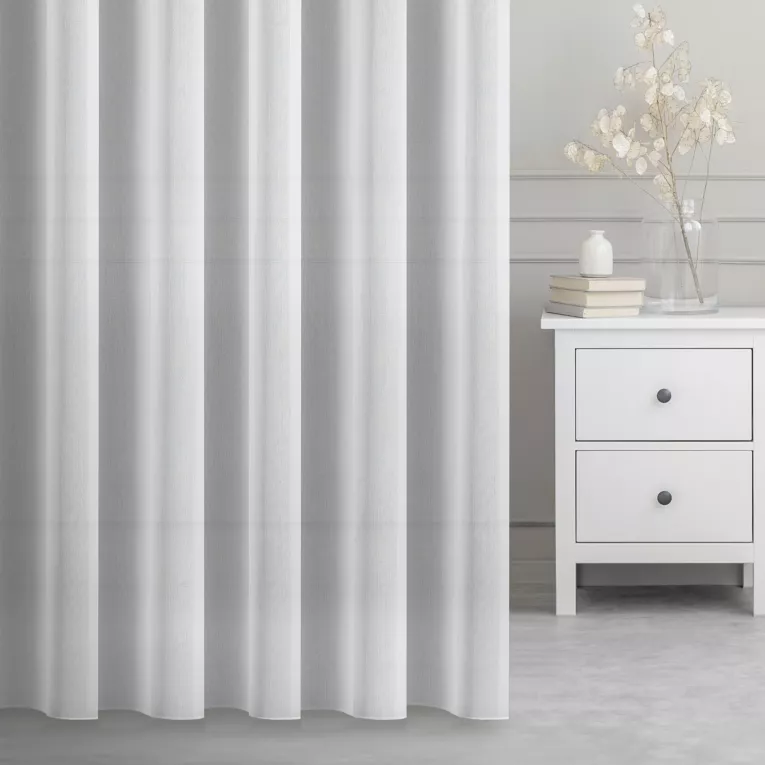 Firana szyta na taśmie fala CARLOTA biała z miękkiej matowej etaminy nie wymagającej prasowania