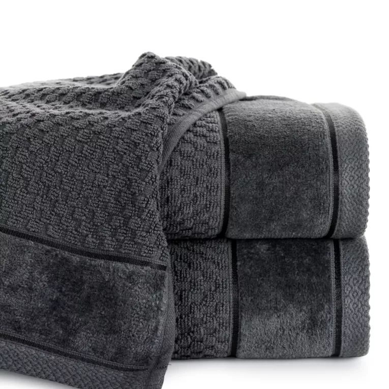 Ręcznik kąpielowy 50x90 cm bawełniany kolor grafitowy o strukturze krateczki z szeroką welurową bordiurą 500 g/m2 FRIDA