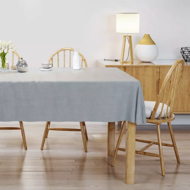 Obrus szyty ENYA srebrny z miękkiej półmatowej tkaniny welwetowej