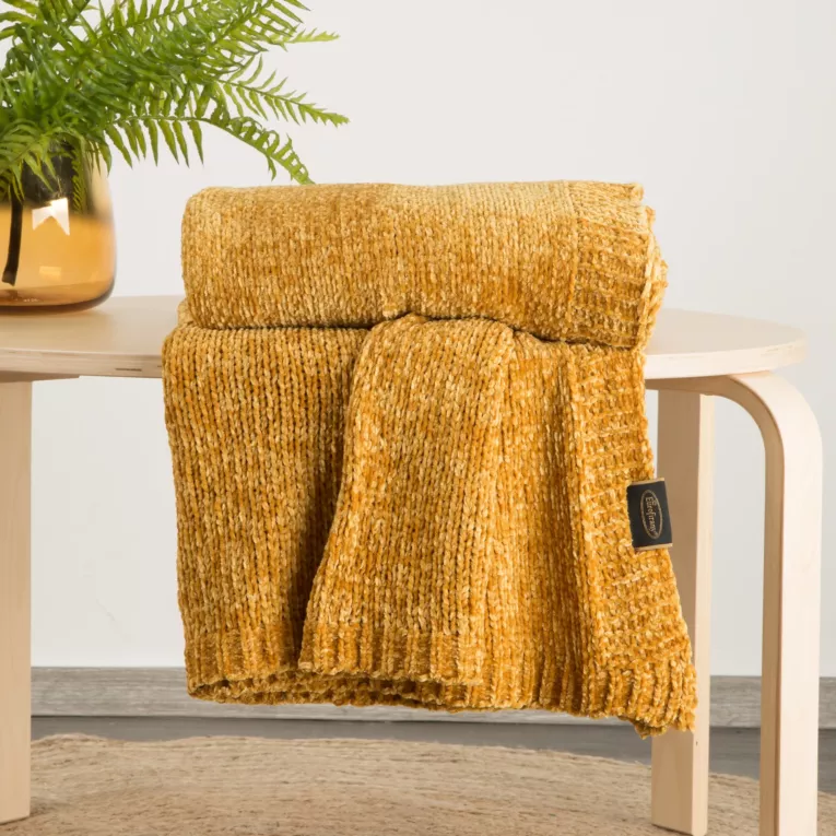 Koc 150x200 cm żółty z miękkiej tkaniny szenilowej LUCY