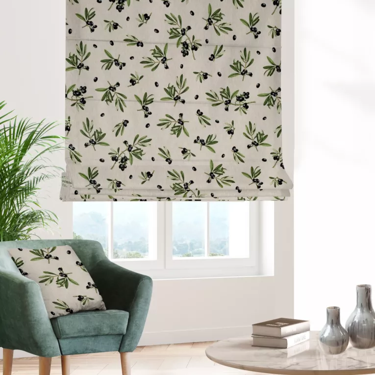 Roleta rzymska beżowo zielona z tkaniny bawełnianej o naturalnym wyglądzie drukowanej w botaniczny wzór