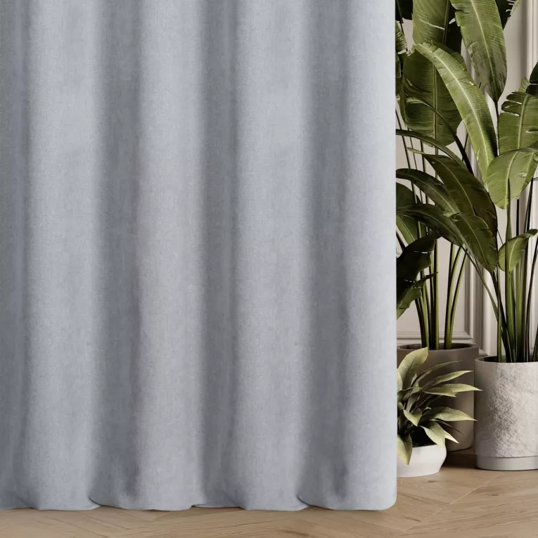 Zasłona szyta na taśmie 5 cm srebrna z miękkiej w dotyku tkaniny szenilowej