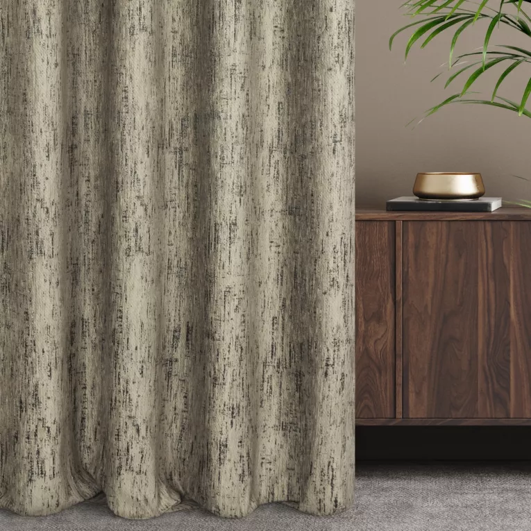 Zasłona szyta na flexach beżowo grafitowa z miękkiej, szenilowej tkaniny w prążki Italissima Eva Minge