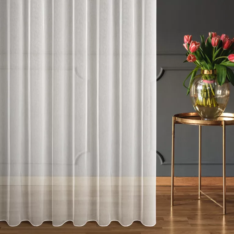 Firana szyta na taśmie fala naturalna z delikatnej tkaniny typu batyst