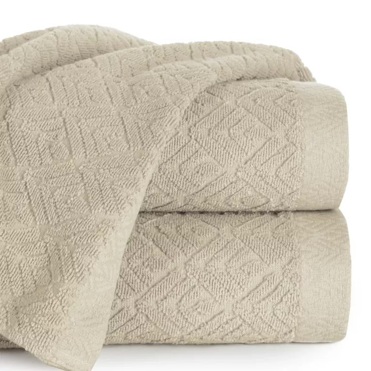 Ręcznik kąpielowy 50x90 cm z bawełny egipskiej kolor beżowy z wytłaczanym wzorem SCARLET - kolekcja FOREST SUMMER