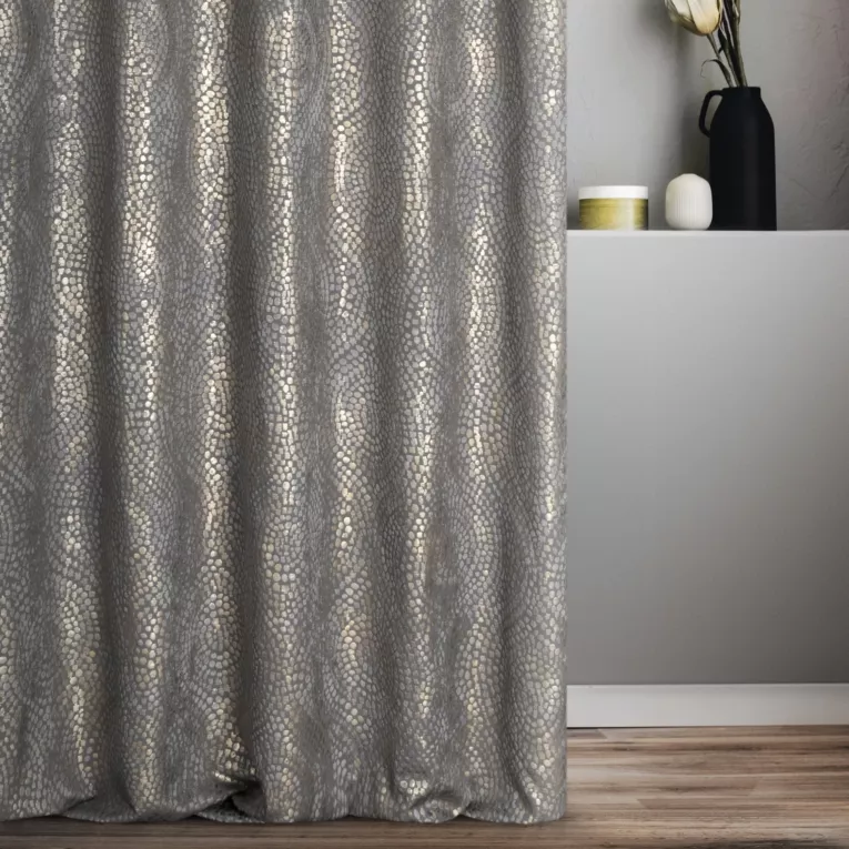 Tkanina zasłonowa z błyszczącym przecieranym wzorem w formie mozaiki  z kolekcji Pierre Cardin