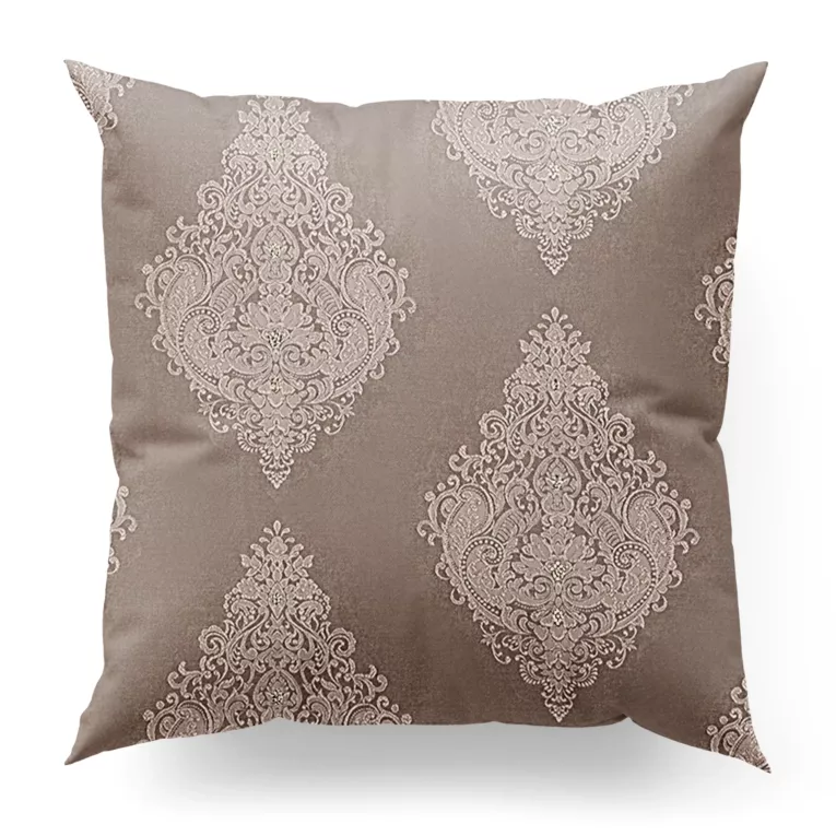 Poszewka szyta beżowa z tkaniny w klasyczny wzór ornamentowy z drobnym błyszczącym akcentem