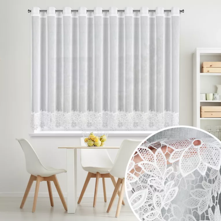 Firana biała z matowej etaminy zdobiona subtelną aplikacja w formie kwiatów 350x145 cm przelotka - ARTEMIDA