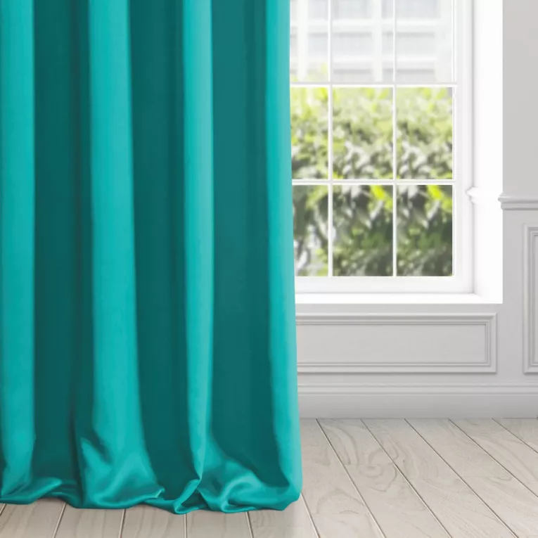 Zasłona zaciemniająca LOGAN typu blackout gładka, półmatowa