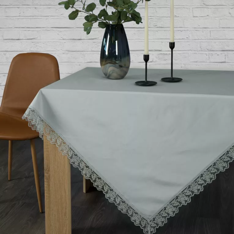 REINA LINE Obrus ABELLA zdobiony delikatną koronką