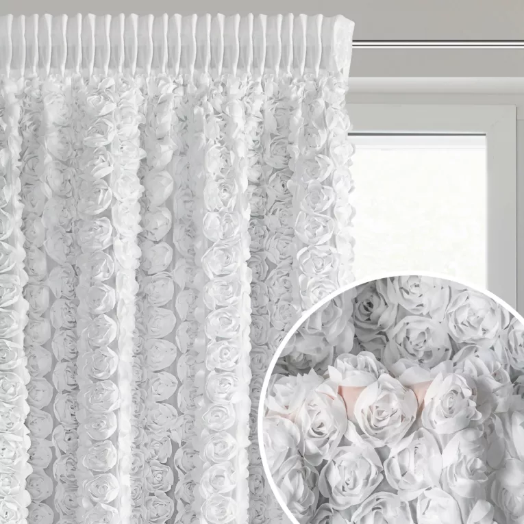 Zasłona biała z szyfonu zdobiona różami 3D 140x270 cm taśma - ROSES Eva Minge