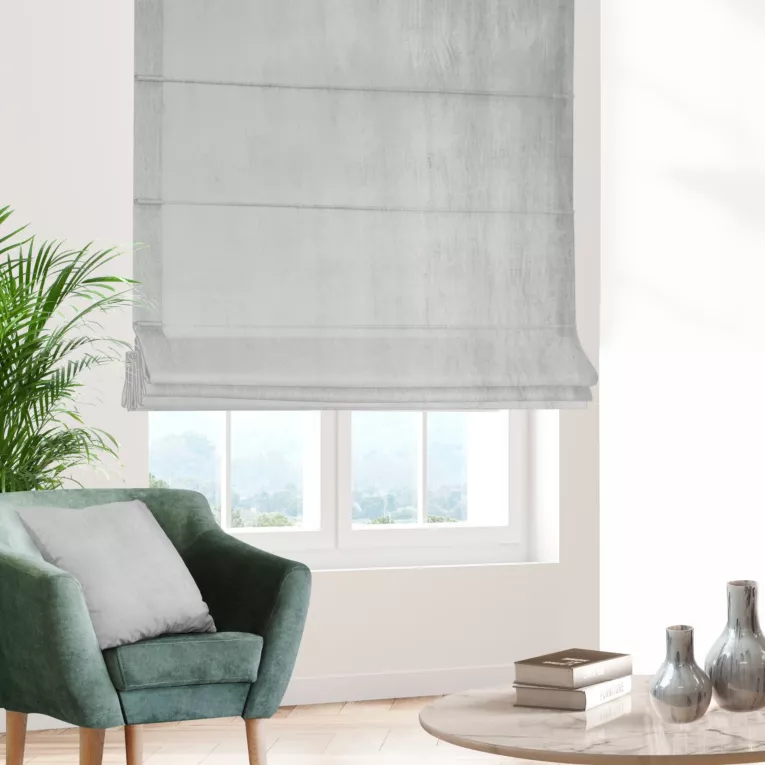 Roleta rzymska ciemnosrebrna z miękkiej tkaniny welwetowej