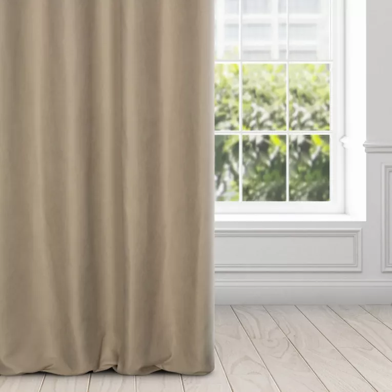 Zasłona ADELAIDE z miękkiej tkaniny o zamszowym chwycie i drobnym strukturalnym wzorze