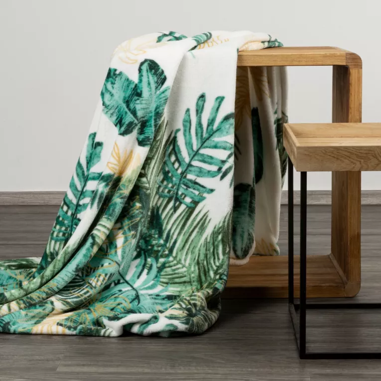 Koc flano 150x200 cm biało, zielony z nadrukiem egzotycznych liści DAWOSA Design 91