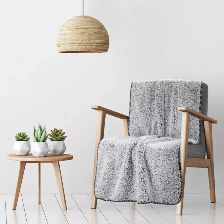 Narzuta, koc bukla na fotel 70x160 cm stalowo, biały z miękkiej tkaniny KOALA Eurofirany Premium