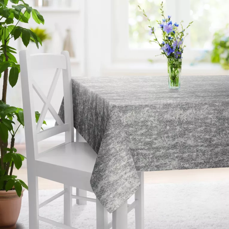 Obrus na wymiar popielato srebrzysty z tkaninay o grubym, naturalnym splocie z delikatnym połyskiem