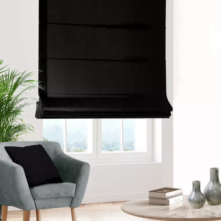 Roleta rzymska czarna z tkaniny w stylu eko o naturalnym splocie