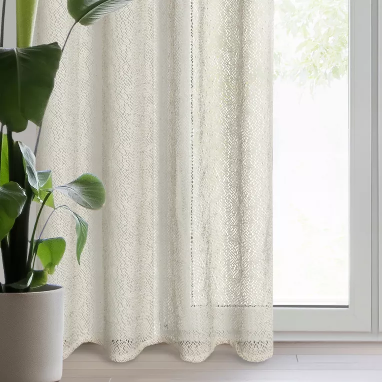 Firana kremowa z siateczki niewymagająca prasowania 140x250 cm przelotka CYNTIA