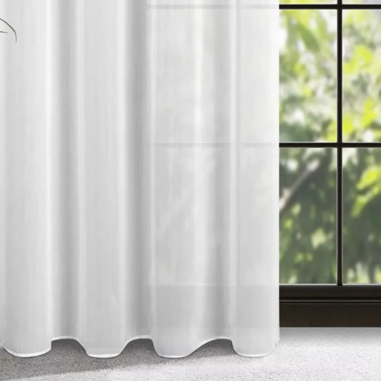 Firana biała z gładkiej tkaniny o naturalnym wyglądzie 140x260 cm przelotka KALIA