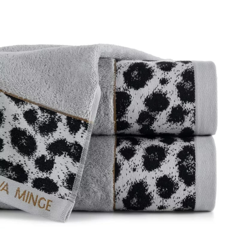 Ręcznik kąpielowy 70x140 cm bawełniany kolor srebrny,czarny z designerską bordiurą 500 g/m2 EVA 22 Eva Minge