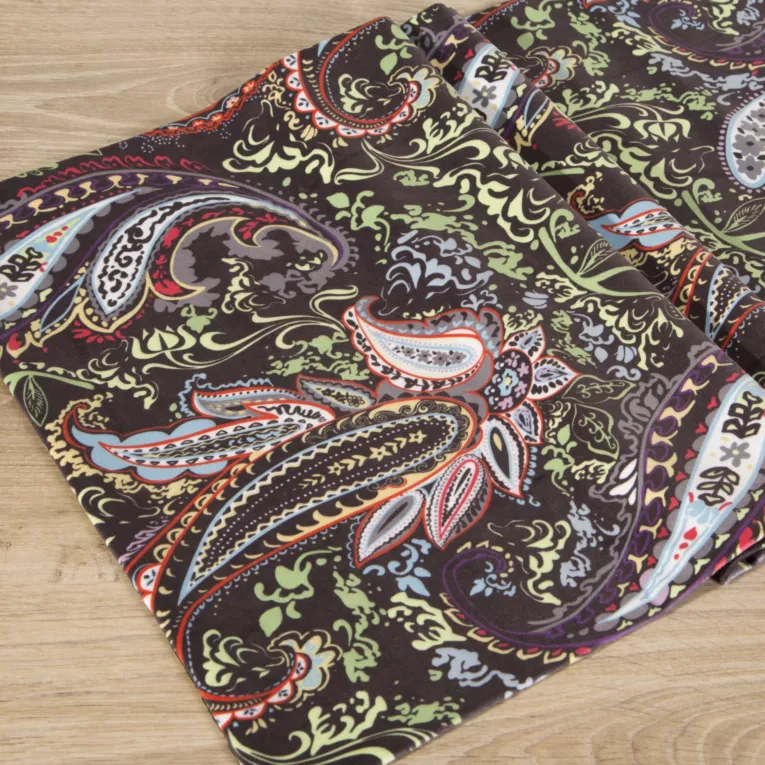 Bieżnik welwetowy z nadrukiem z kolorowymi ornamentami różne rozmiary