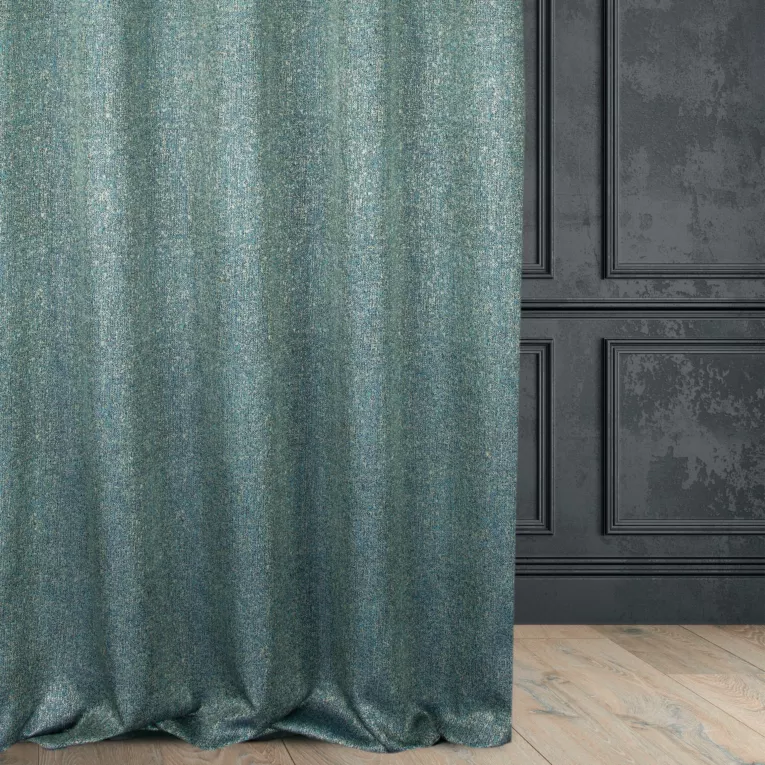 Zasłona szyta na taśmie 5 cm turkusowa z miękkiej tkaniny z widocznym ozdobnym splotem