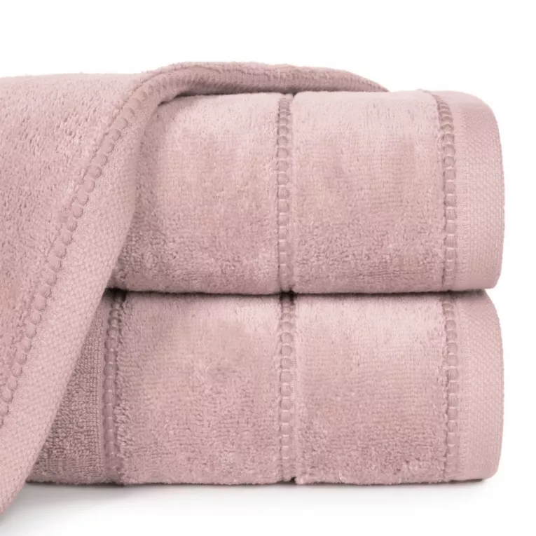 Ręcznik kąpielowy 70x140 cm bawełniany kolor ciemnoróżowy z welwetową ozdobną bordiurą 500 g/m2 MARI