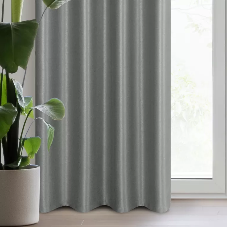 Zasłona stalowa z błyszczącą nicią z tkaniny zaciemniającej 140x250 cm przelotka - SELINA