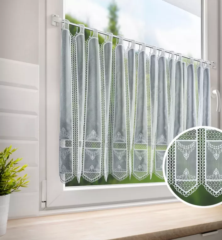 Tkanina firanowa zazdrostka z haftem i ażurem