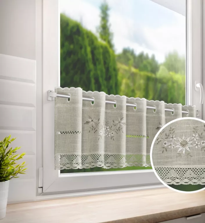 Zazdrostka beżowa z etaminy zdobiona haftowanymi kwiatami 150x30 cm oczka VERONICA