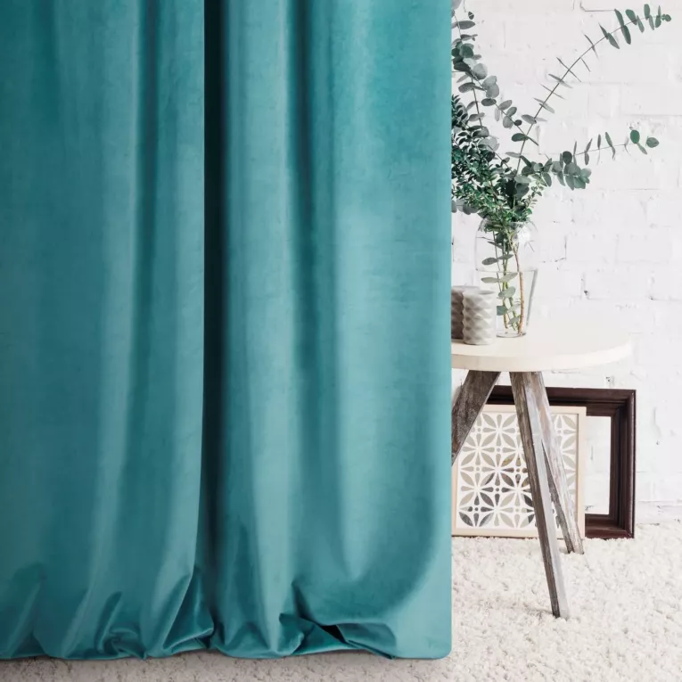 Zasłona szyta na taśmie 5 cm ENYA turkusowa z miękkiej półmatowej tkaniny welwetowej