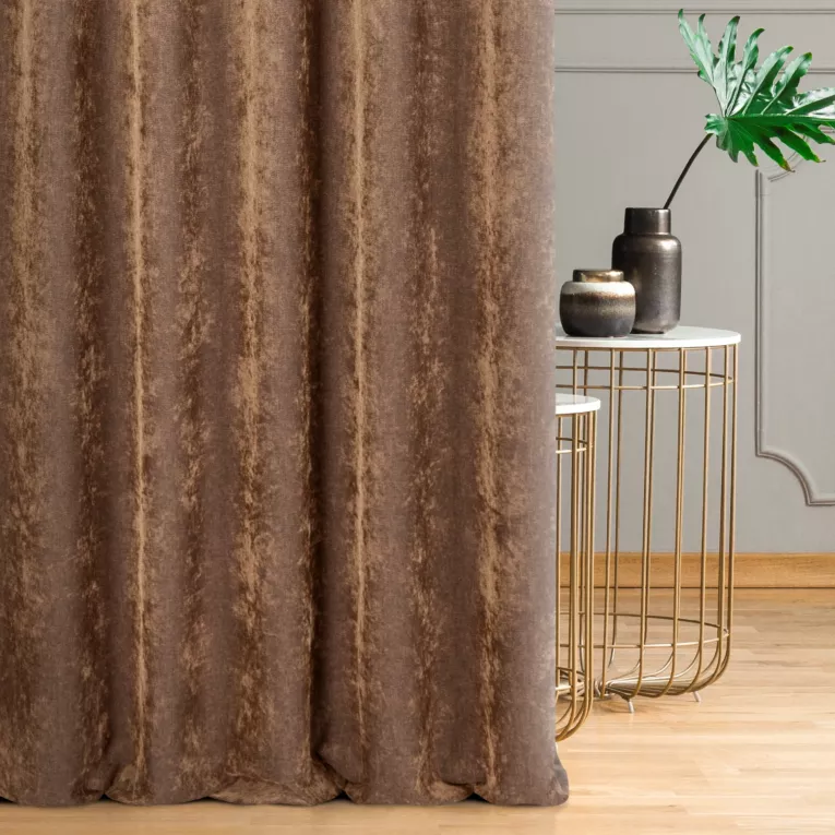 Zasłona szyta na taśmie 5 cm miedziana z miękkiej tkaniny szenilowej typu dimout o naturalnym splocie