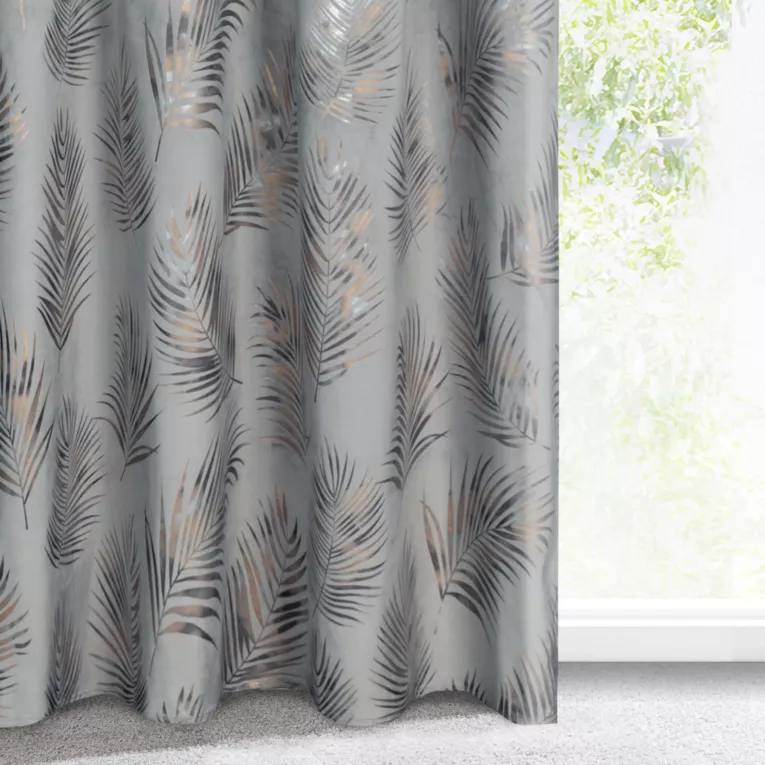 Zasłona welwetowa stalowo, szampańska z błyszczącym nadrukiem palmowych liści 140x300 cm taśma - GLORIA